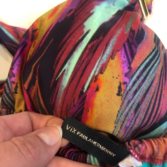 Everything but Water Bikini top! Exclusive suit - Picture 2 of 4